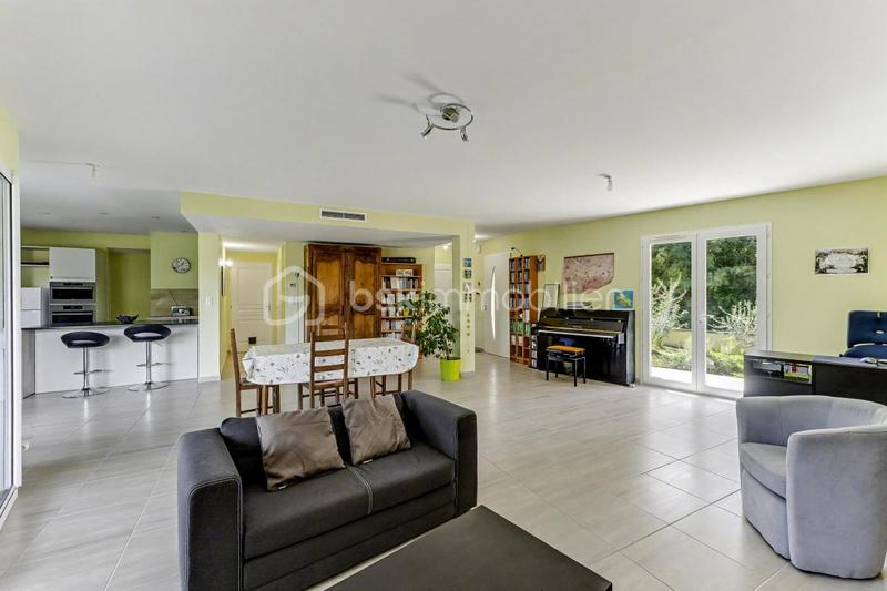 Villa - 137 m² - 5 pièces