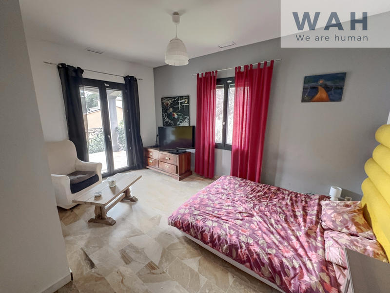 Maison - 162 m² - 6 pièces