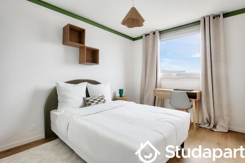 Chambre - 13 m² - 1 pièce