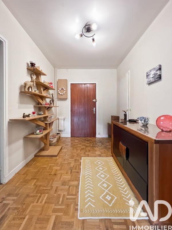 Appartement - 100 m² - 4 pièces