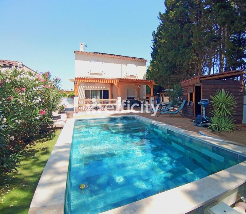 Maison - 110 m² - 5 pièces