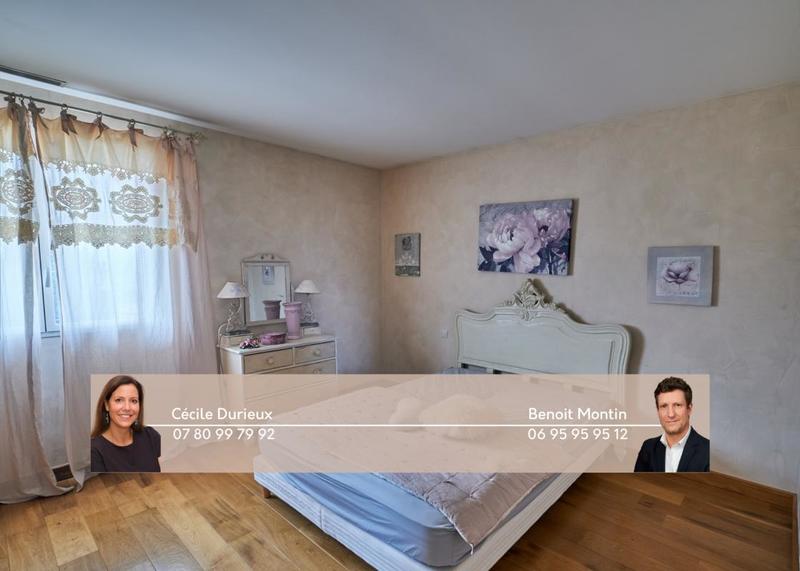 Villa - 536 m² - 10 pièces