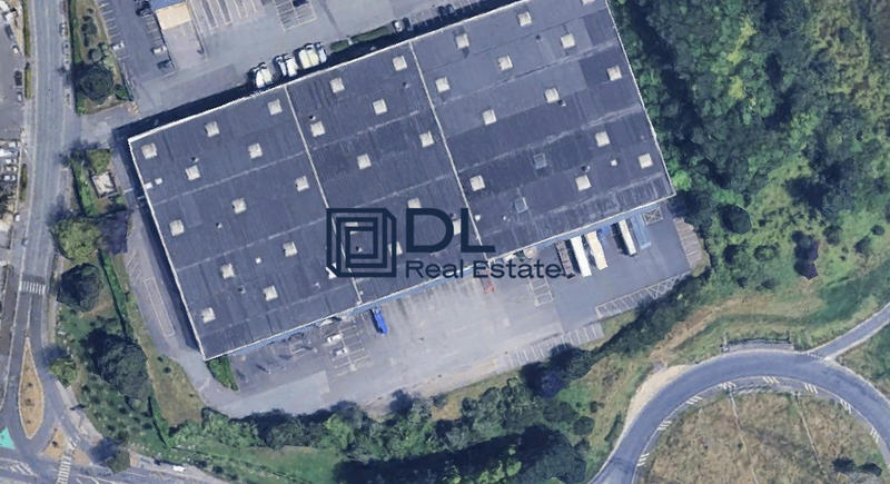 Entrepôt - 6 871 m²