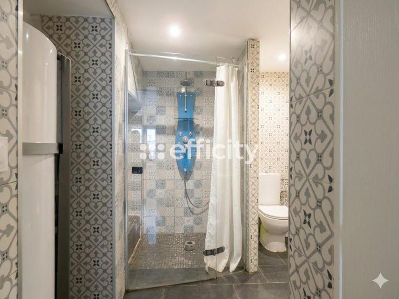 Appartement - 270 m² - 11 pièces