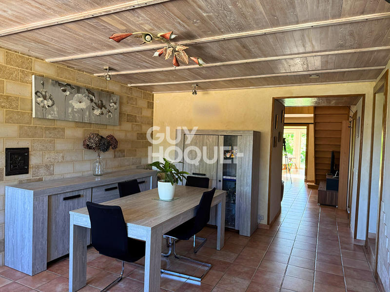 Maison - 514 m² - 15 pièces