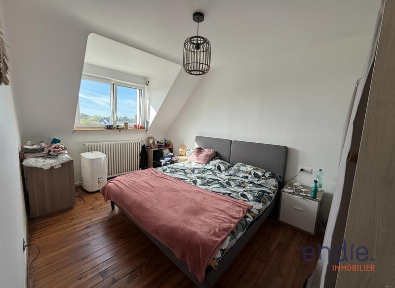 Maison - 97 m² - 5 pièces