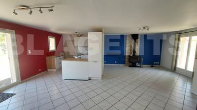 Maison traditionnelle - 116 m² - 7 pièces