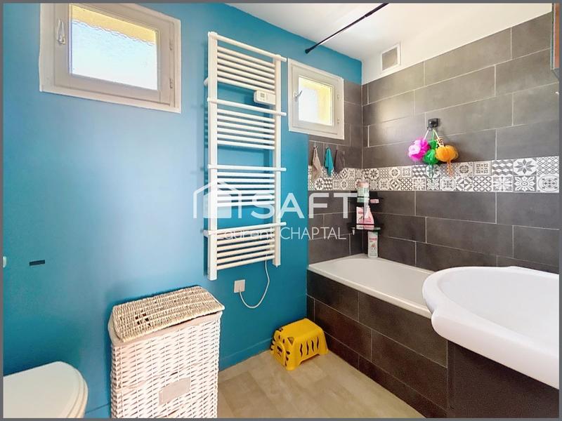 Maison - 85 m² - 5 pièces