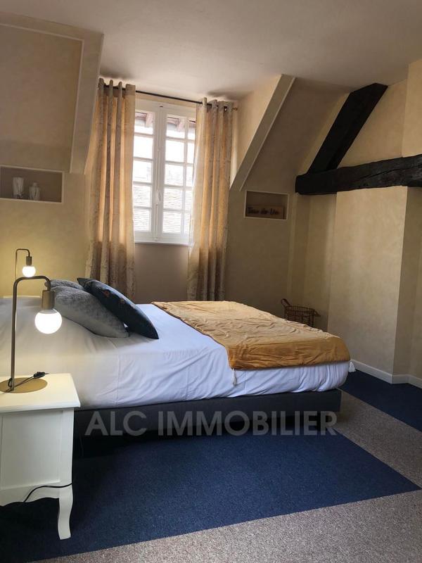 Propriété - 533 m² - 14 pièces