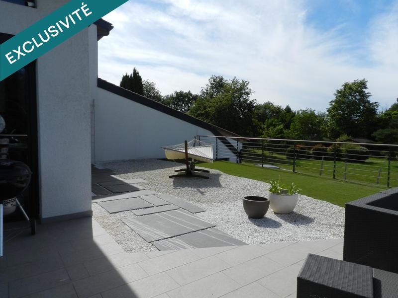 Maison - 200 m² - 5 pièces