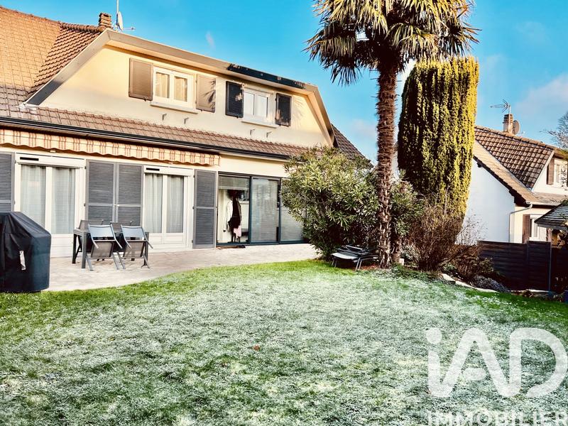 Maison - 139 m² - 6 pièces