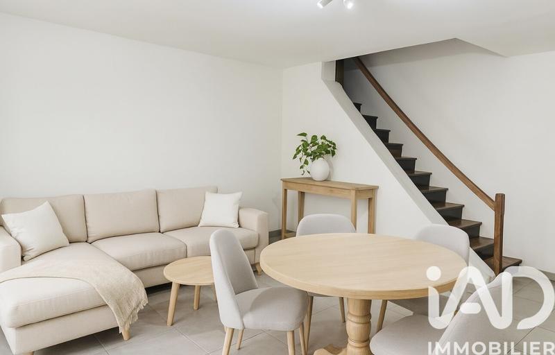 Maison - 98 m² - 4 pièces