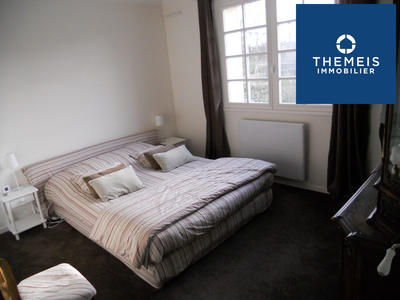 Maison traditionnelle - 89 m² - 7 pièces