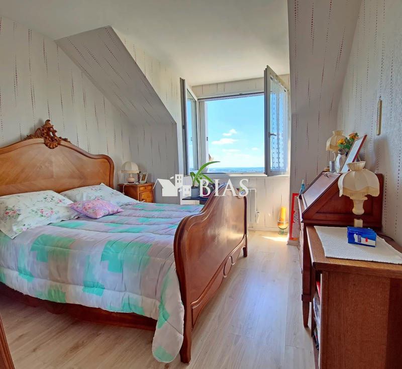 Appartement - 81 m² - 4 pièces