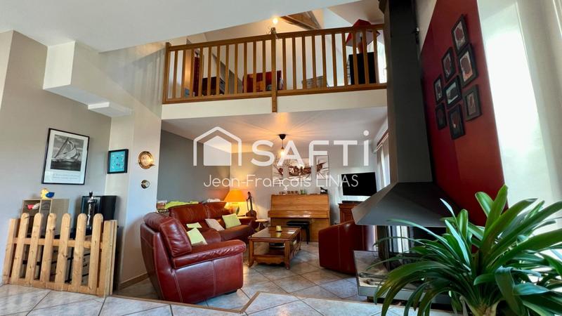 Maison - 164 m² - 8 pièces