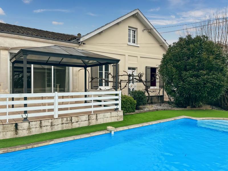 Maison de ville - 161 m² - 5 pièces