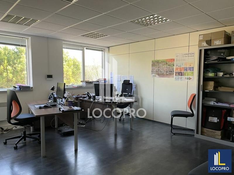 Bureau - 222 m²