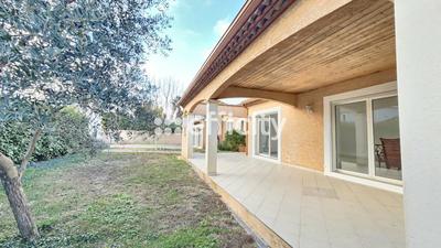 Pavillon - 177 m² - 6 pièces