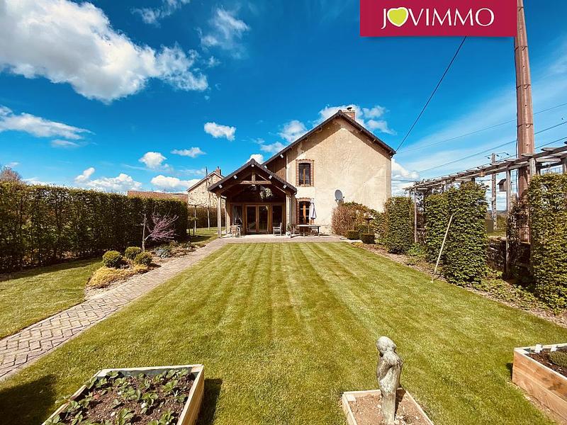 Maison - 250 m² - 9 pièces