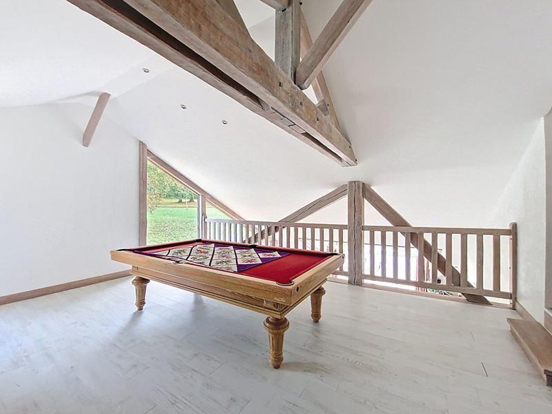 Maison - 400 m² - 11 pièces