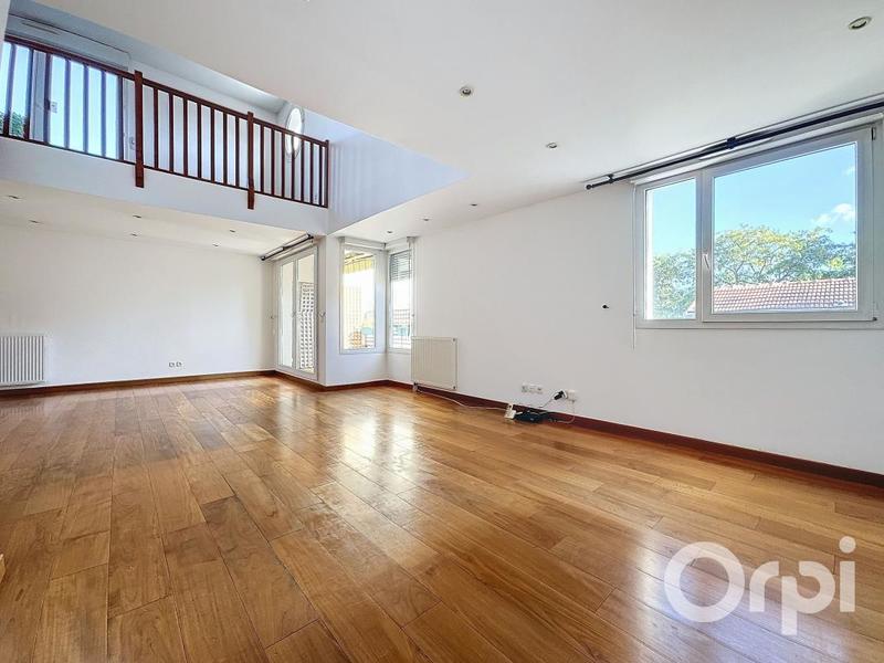 Duplex - 124 m² - 5 pièces