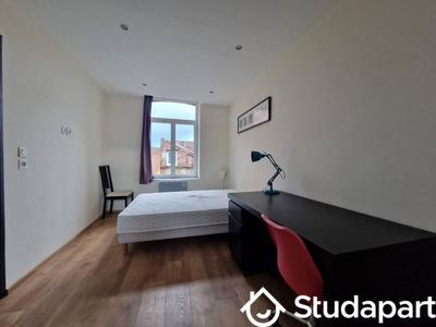 Chambre - 11 m² - 1 pièce