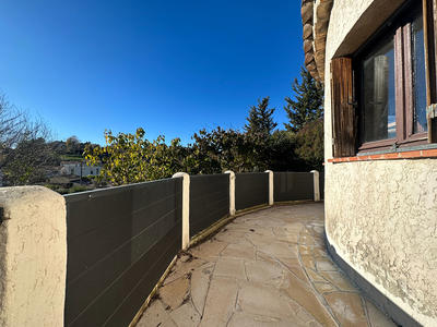 Appartement - 94 m² - 4 pièces