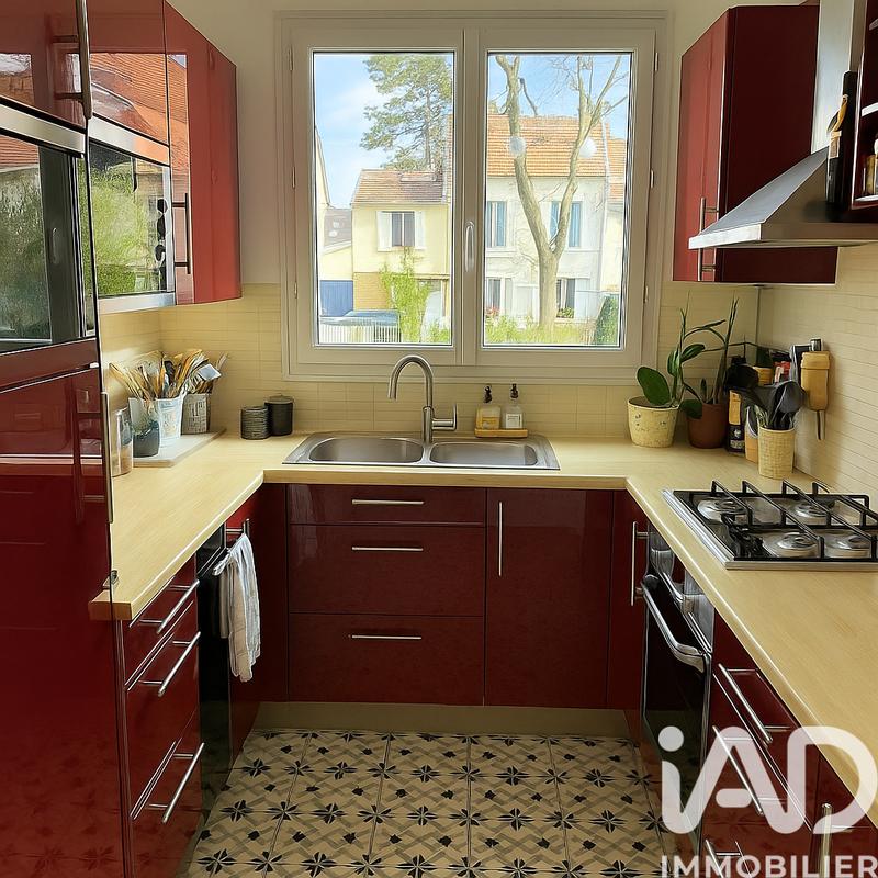 Maison - 90 m² - 5 pièces