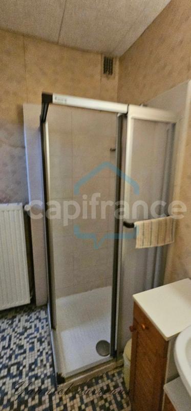 Maison - 244 m² - 9 pièces