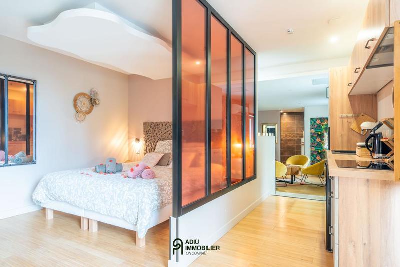 Maison - 316 m² - 6 pièces