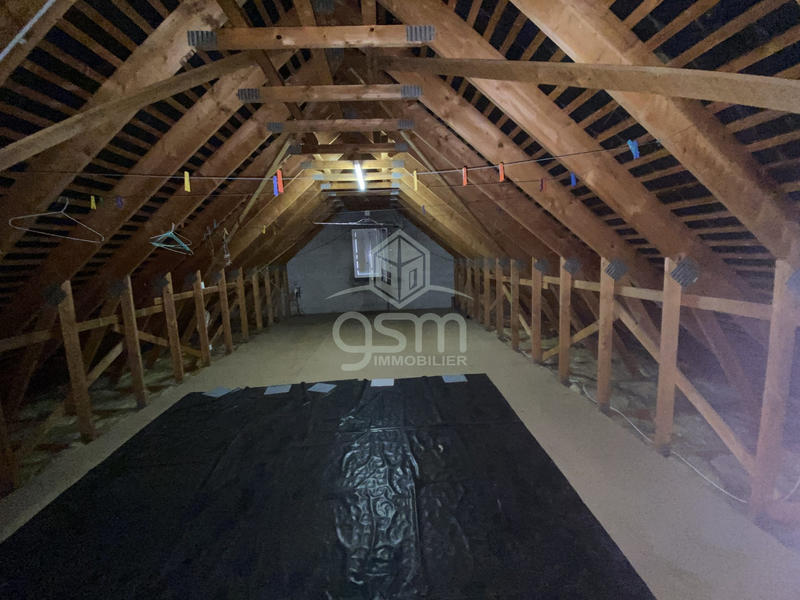 Maison - 101 m² - 4 pièces