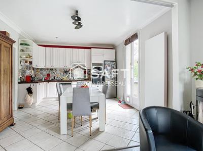 Maison - 135 m² - 6 pièces