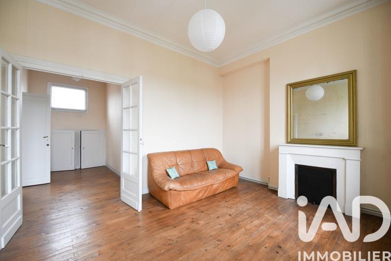 Maison - 273 m² - 11 pièces