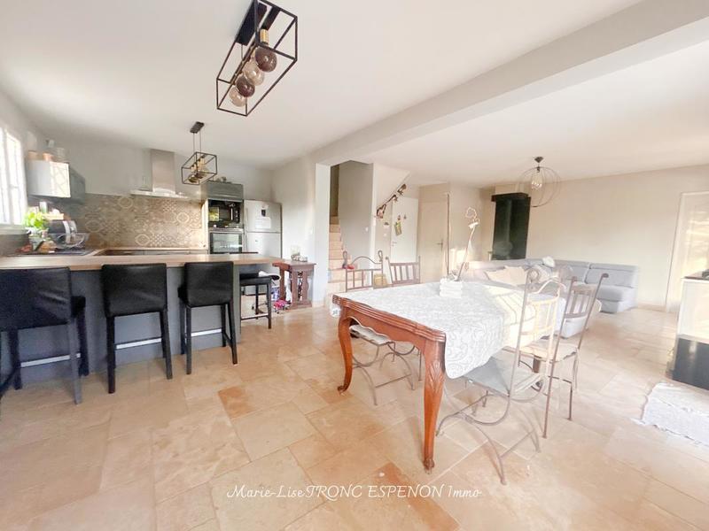 Villa - 96 m² - 6 pièces