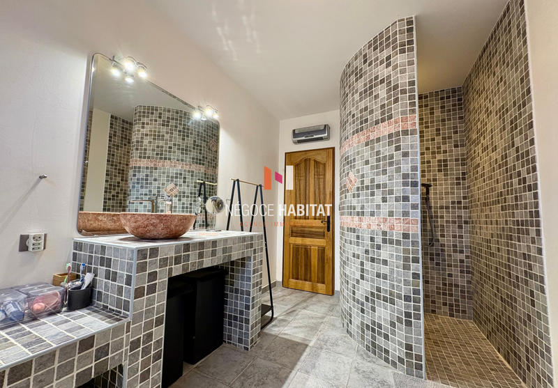 Villa - 142 m² - 4 pièces