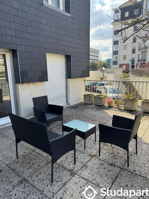 Chambre - 10 m² - 1 pièce