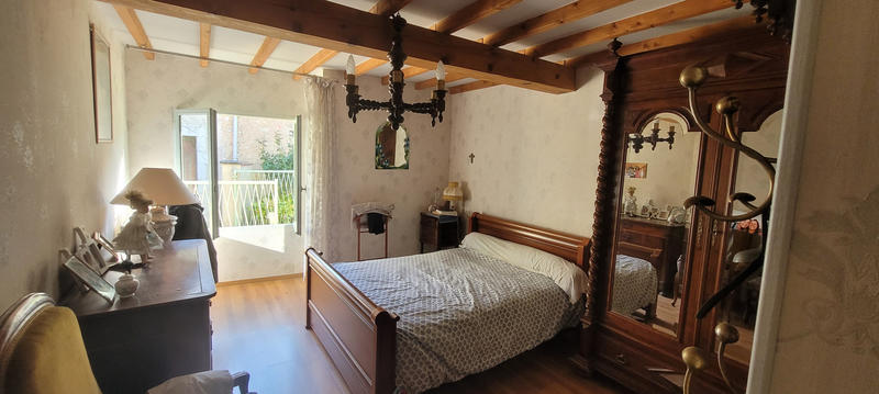 Maison - 145 m² - 8 pièces