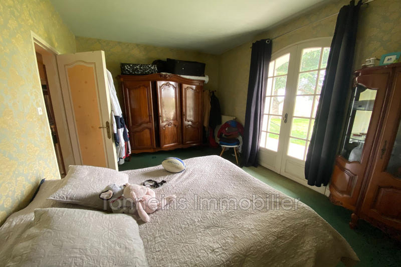 Maison - 257 m² - 6 pièces