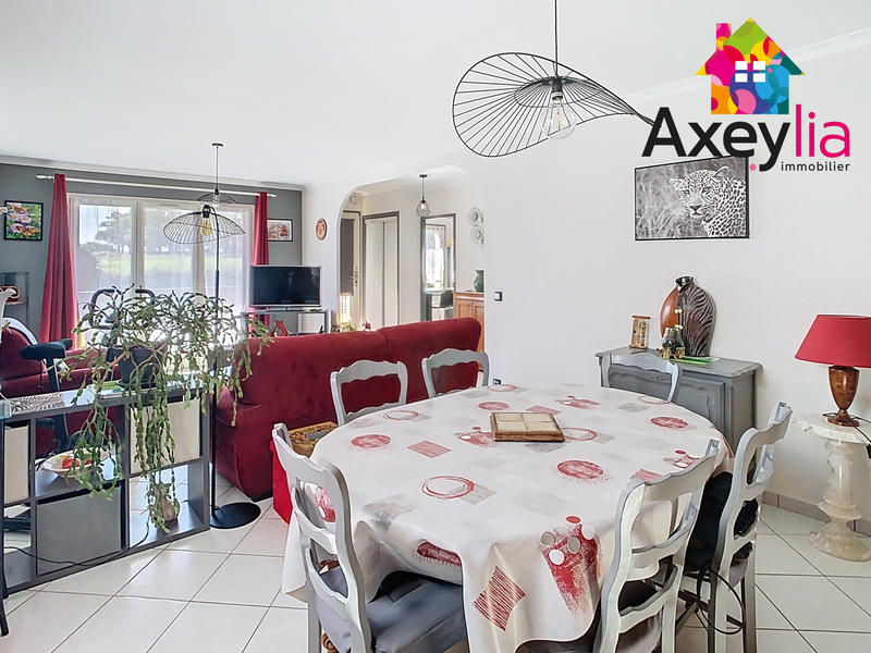 Maison - 90 m² - 4 pièces