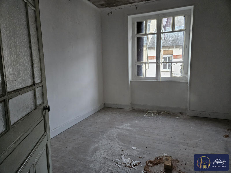 Maison ancienne - 186 m² - 10 pièces