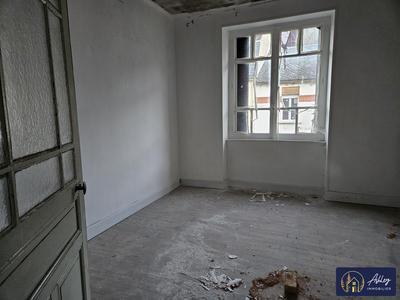 Maison ancienne - 186 m² - 10 pièces