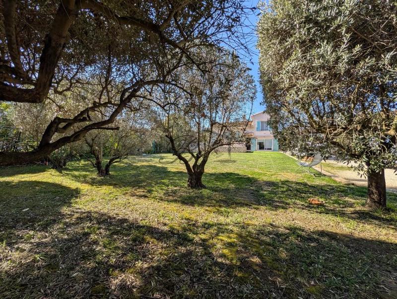 Maison - 151 m² - 5 pièces