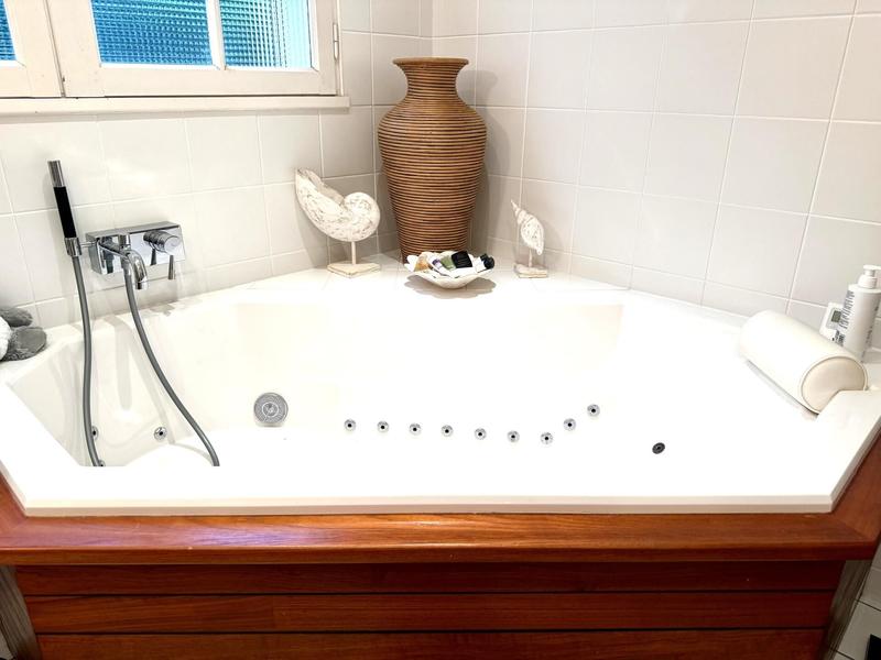 Villa - 220 m² - 7 pièces