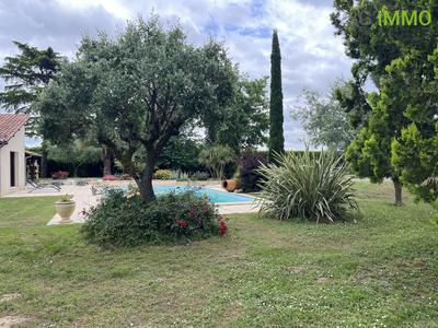 Maison - 157 m² - 5 pièces