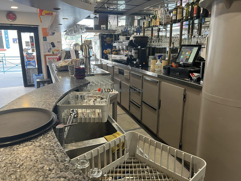 Fonds de commerce - Hôtellerie / Restauration - 210 m²