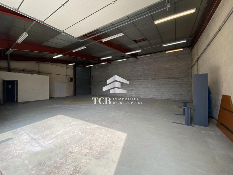 Local d'activités - 564 m²