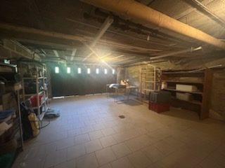 Maison - 258 m² - 8 pièces