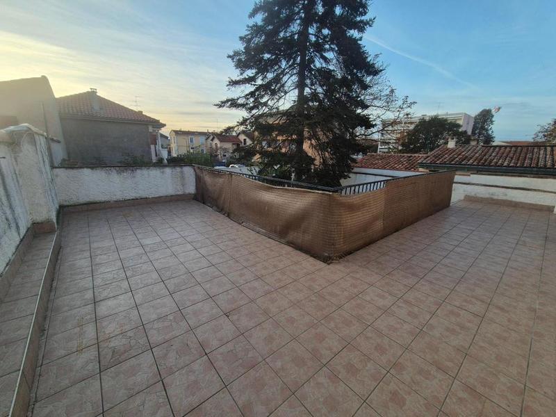 Appartement ancien - 73 m² - 3 pièces