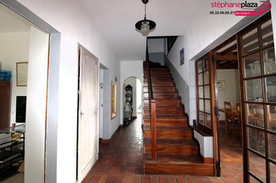 Maison - 179 m² - 8 pièces