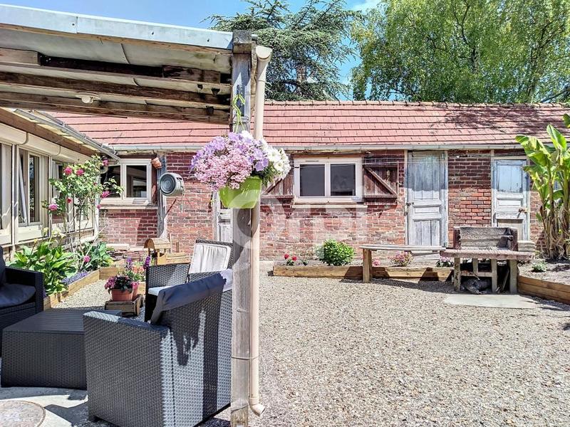 Maison - 143 m² - 5 pièces